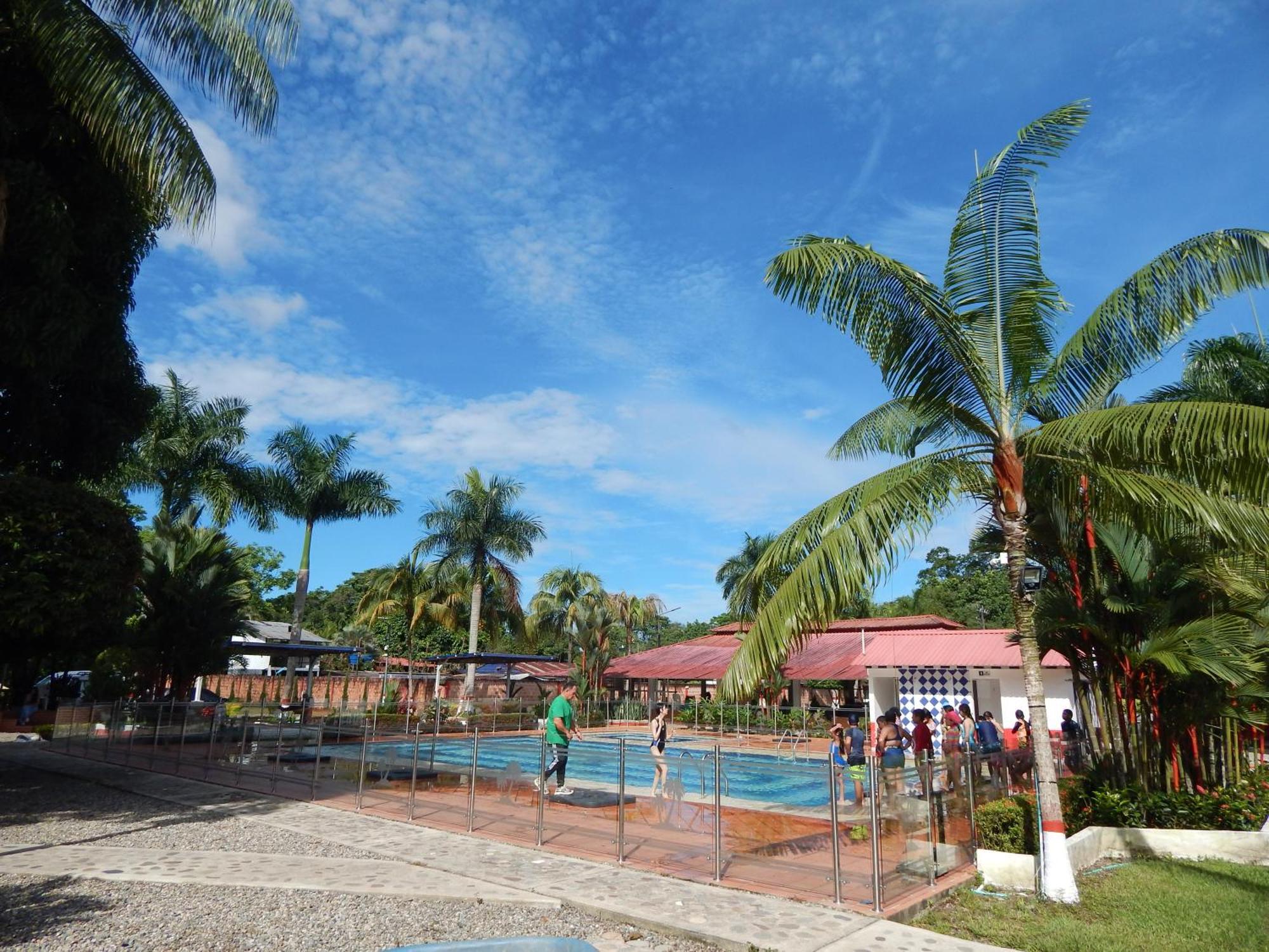 Hotel Campestre Las Palmas Sas Villavicencio Eksteriør billede