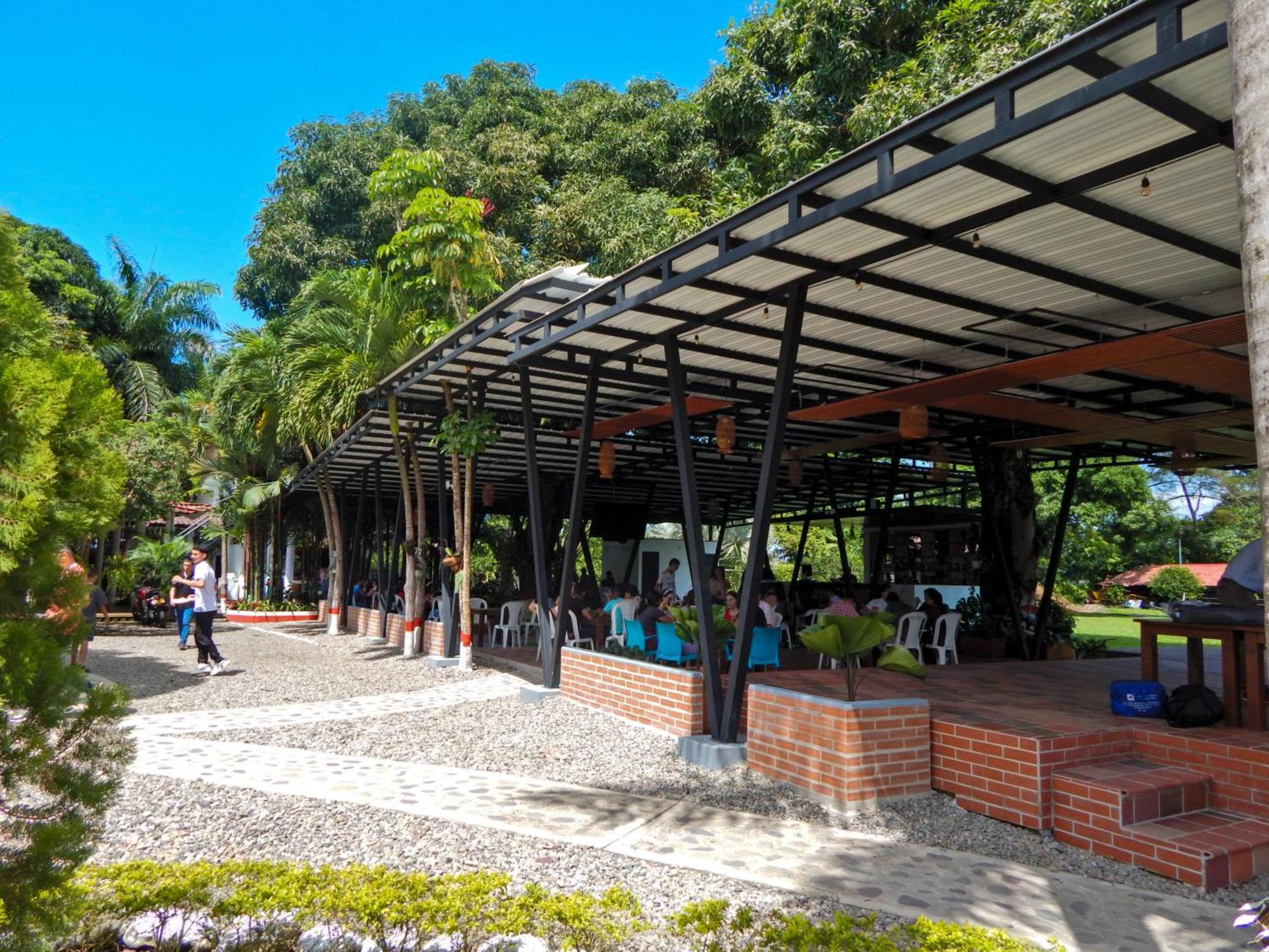 Hotel Campestre Las Palmas Sas Villavicencio Eksteriør billede