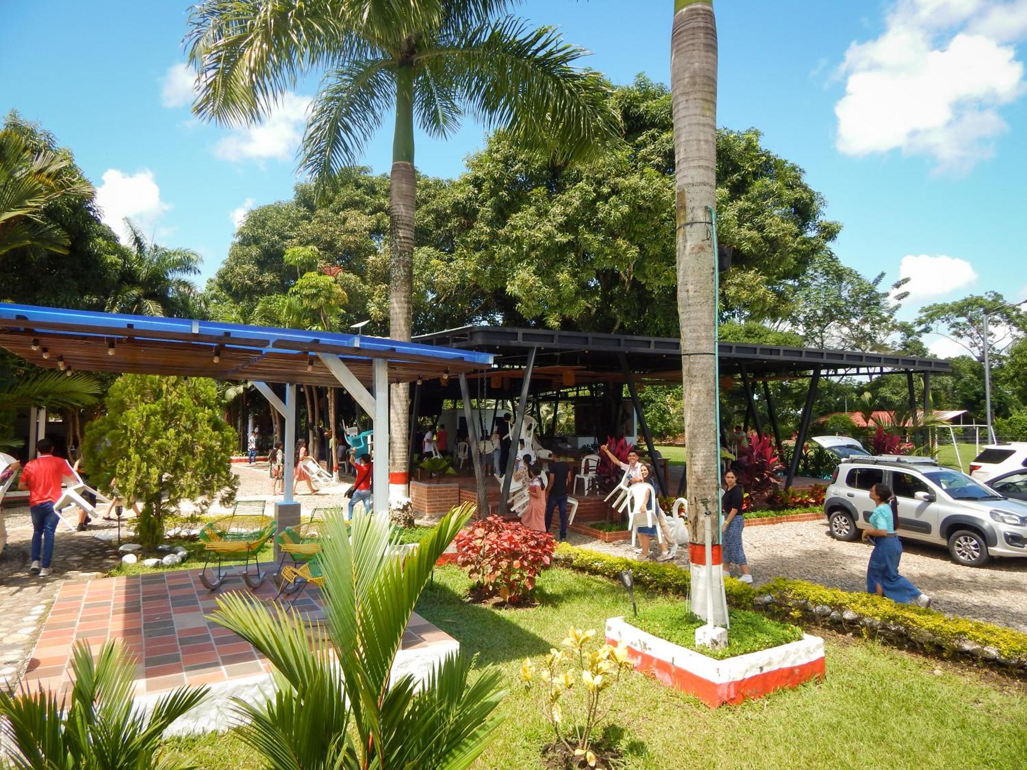 Hotel Campestre Las Palmas Sas Villavicencio Eksteriør billede