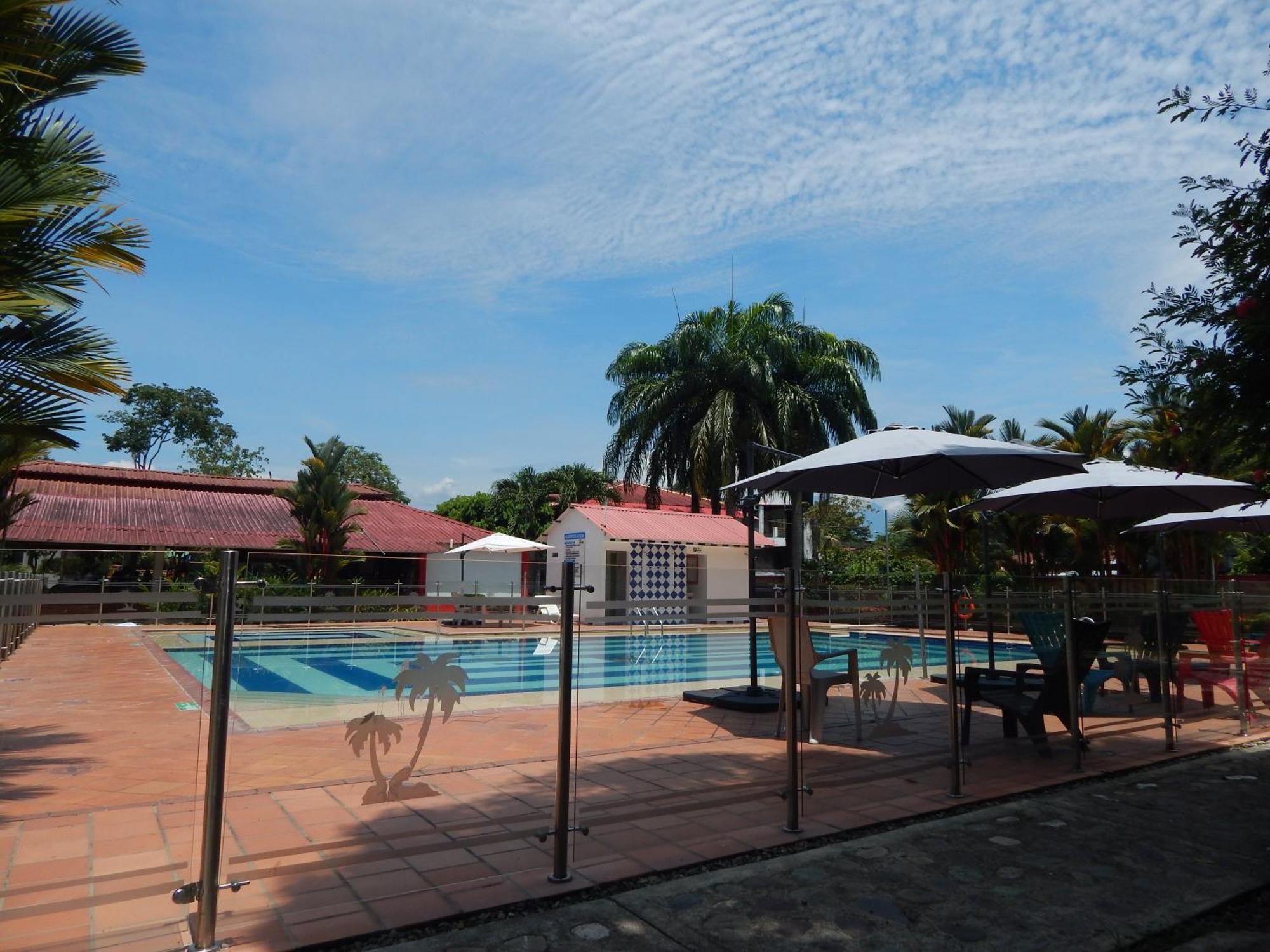 Hotel Campestre Las Palmas Sas Villavicencio Eksteriør billede